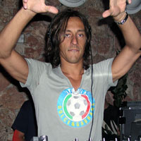 Bora Bora s'est enflamm� sur les sons de Bob Sinclar